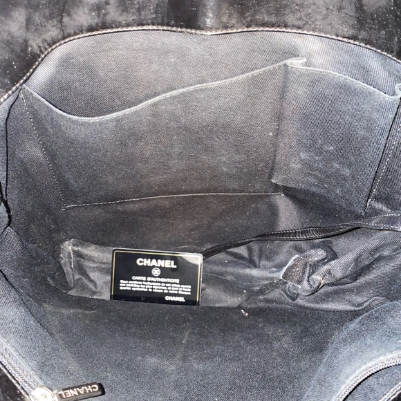 100%♥️😻Authentic CHANEL Enamel Shoulder Bas - Picture 9 of 14